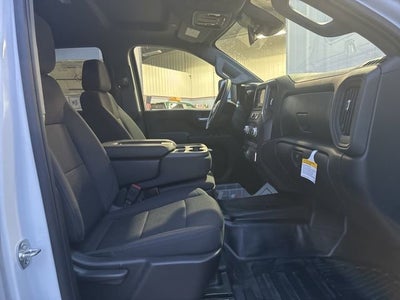 2025 GMC Sierra 3500 HD Pro DRW