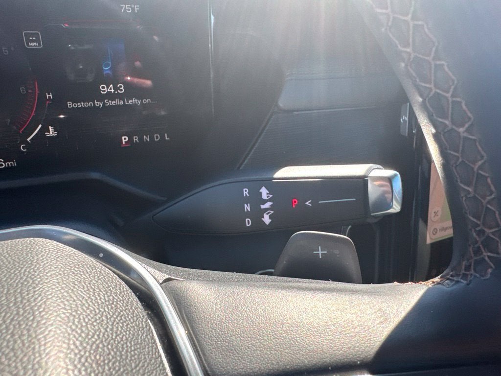 2024 GMC Acadia AT4