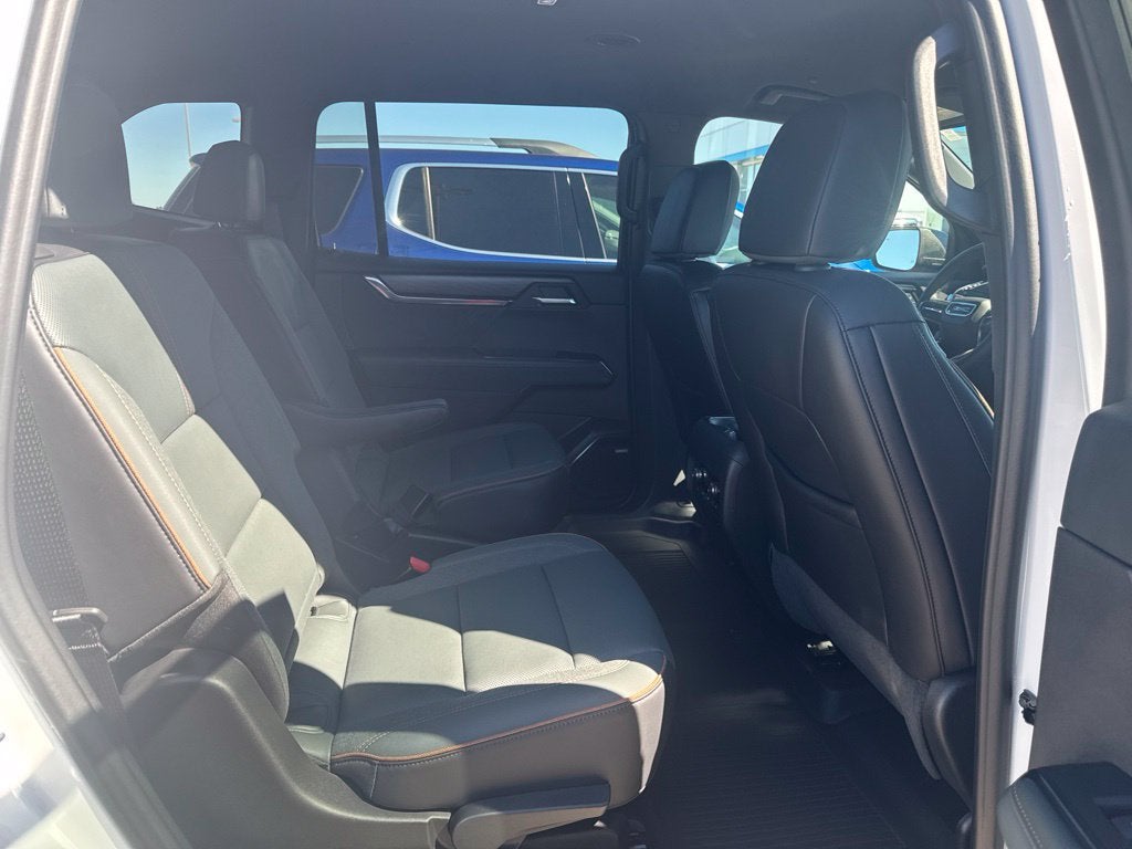 2024 GMC Acadia AT4