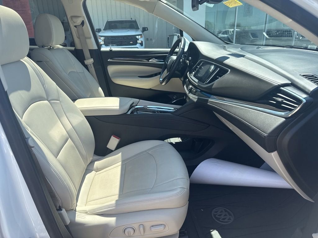 2024 Buick Enclave Essence