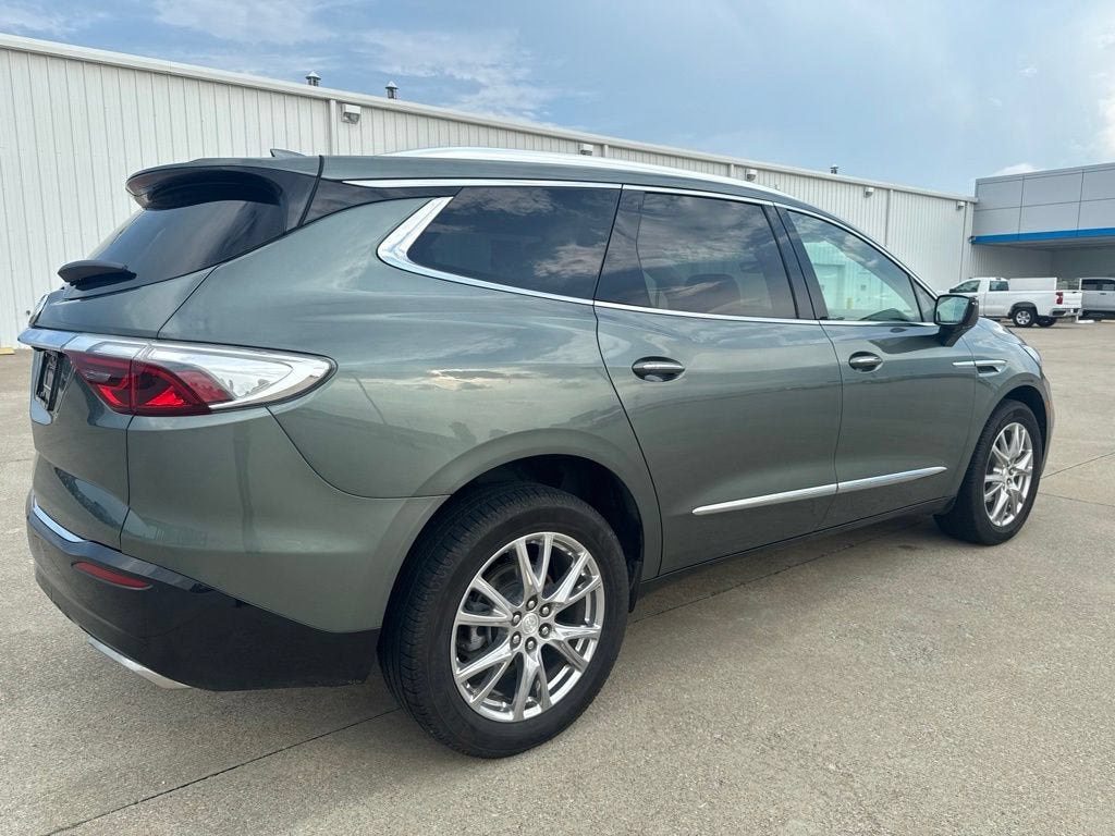 2022 Buick Enclave Premium